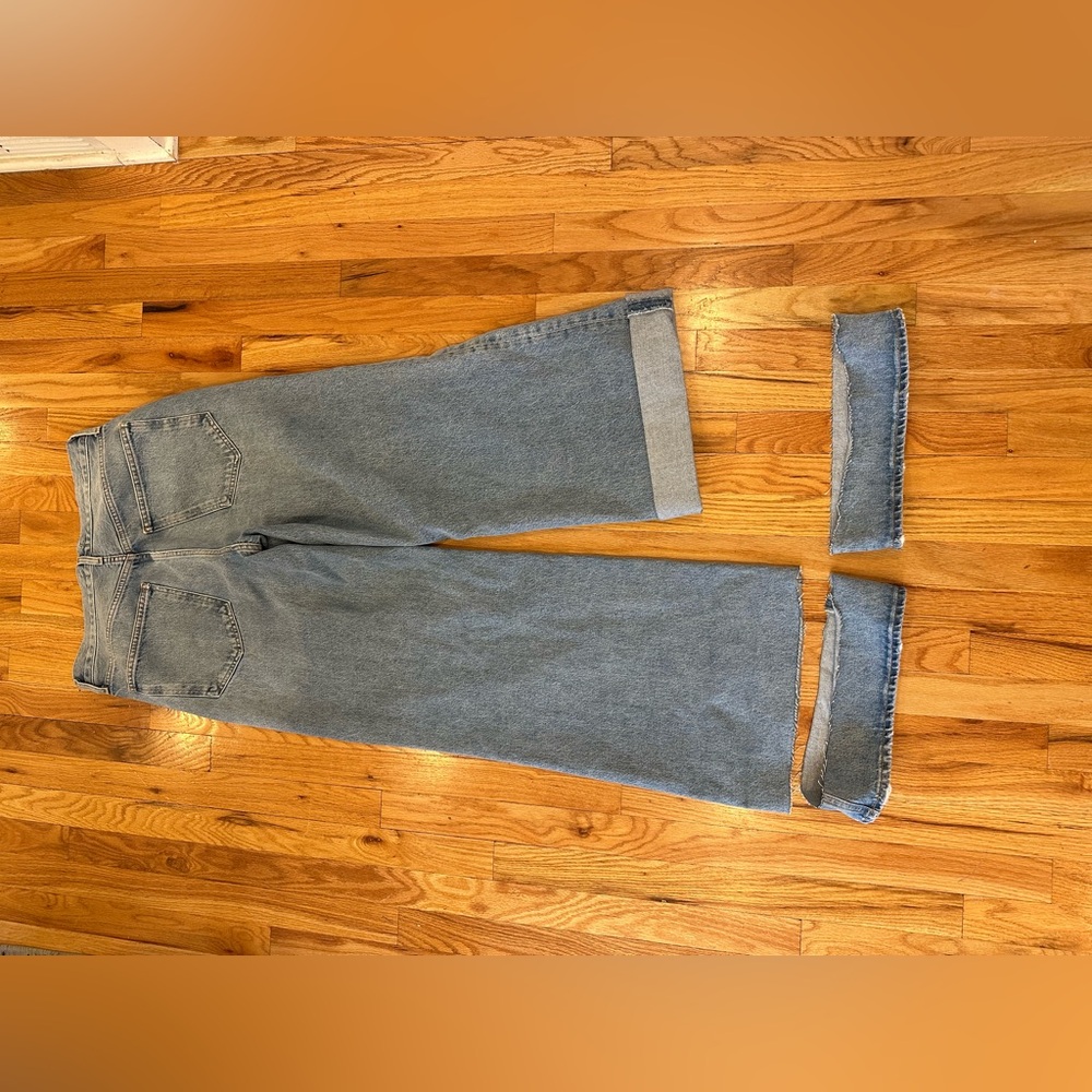 Agolde High-Rise Wide Leg Jeans in Light Blue - Picture 10 of 11
